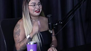 मैंने सोचा पॉर्न आसान होगा लेकिन पेनेलोप हर दिन कॉल करती है मैं मस्तूरबेट करता हूं और फेटिश सुएलेन बरार