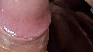 lecco la figa alla mia amante mentre a lorgasmo poi gli sborro in faccia