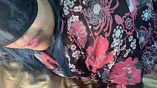 my roommate walks in and we start fucking 😏