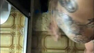 Oh god, I licked my girlfriend's hot pussy in the shower, getting lots of cum in mouth!