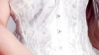 leggings cameltoe milf masturbates