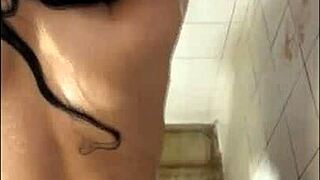 Oh god, I licked my girlfriend's hot pussy in the shower, getting lots of cum in mouth!