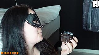 Amateur Milf Swallows Huge Cum Loads