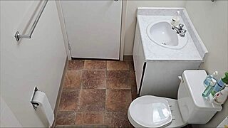 Student Gets Fucked In School Toilet