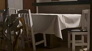 vazou safada da a bucetinha escondido e se goza toda