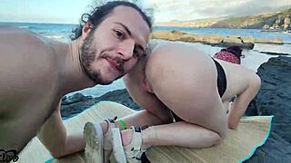 Teen slut flashes pussy in dorm for roommate fuck