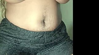 his dick penetrates from pussy to mouth for cum