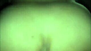 i can't resist this delicious venezuelan with her fat ass and big booty, she's so tempting