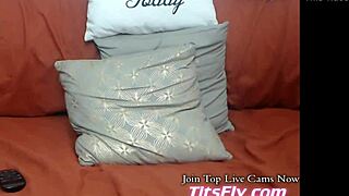 i'm watching live dildo oral sex on cam with toys and anal