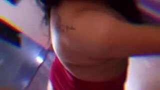 Uy que rico quiero otra verga que me detone duro