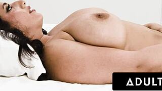 How Women Orgasm With Big Natural Tits Sarah Arabic