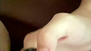 me chupa la vagina hasta hacerme correr