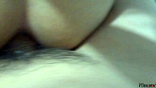 Esto Es Lo Que Pasa Cuando Le Pido El Culo A La Señora Que Lava Mi Ropa Los Fines De Semana Le Gusta Por El Culo Y Me Dió Unos Sentones Sin Condón Consolador En El Hoyo Equivocado