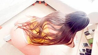 Madrastra puta mexicana en usa juega a la empleada puta y se deja manosear por su hijastro a cambio de dinero