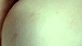 Sedni si na mou tvář