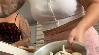 i called my friend with big pussy to help me with lunch