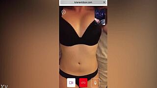 Oh, Watch That Brunette Stroke!