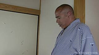 Japanese Geisha Nozomi First Time with Big American Cock