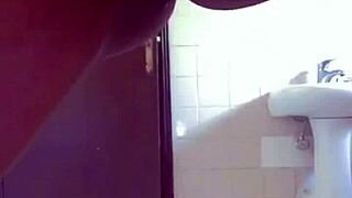 wet bathtub masturbation and pussy creaming