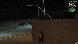 casal flagrado pela câmera de segurança da praia vídeo completo no xvideos red