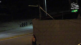 casal flagrado pela câmera de segurança da praia vídeo completo no xvideos red