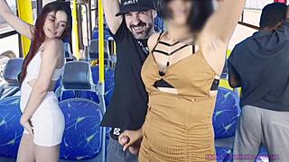 mulher gostosa foi encoxada no ônibus cheio
