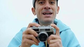 Jada Sparks boldly fucks tourist Jordi in public exhibition