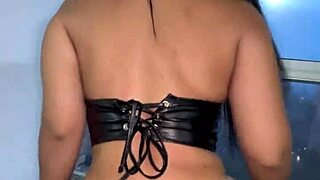 follando a mi pareja de vacaciones en un apartamento en medell�n cum tits