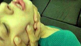 Famous Argentine Webcam Girl Has Sex for Thousand Dollars