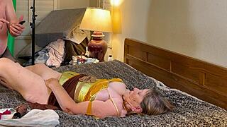 Granny in princess leia cosplay gets creampied 😍