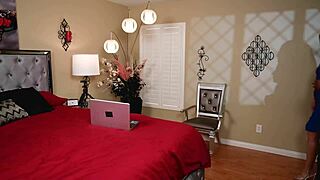 pervy slut leya falcon in a horny 3some with a mocha cock