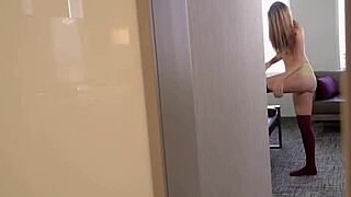 Young Woman Accuses Thief Of Stealing Batteries