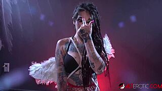 Sully Savage rides tremor during interview