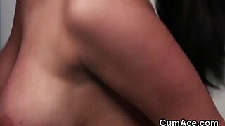 Randy Hottie Swallows Massive Cum Load On Face