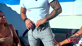 vittoria et pam gros seins partagent queue