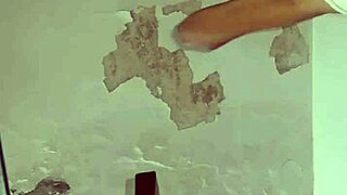 La Vecina Me Invit� A Su Casa A Tomar Caf� Pero Mientras Lo Preparaba La Folle