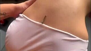 Big ass shaking in lingerie