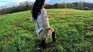 i walk and strip naked in the middle of nature and the neighbors see me