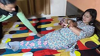 beautiful bodybuilder dancing in photoshoot with small waist 😍