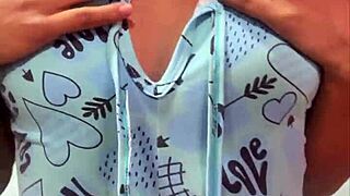 Petite Girl Fucks A Black Cock And Gets Covered In Cum 😍