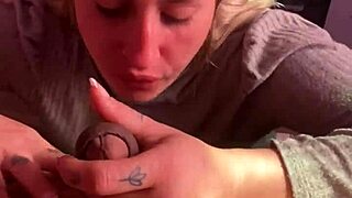 hermoso dia para una buena chupada con feliz acabada