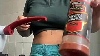 I love flashing my swollen pussy 😍