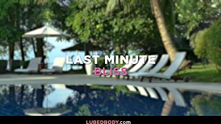 last minute bliss - rebecca vanguard octavia red