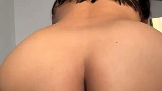 i masturbate on my best friend's phone