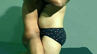 Having passionate sex with housewife on Valentine's Day at home with deepthroat and moaning