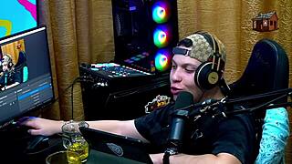 mari ávila says she loves getting fucked, ruan drools over her tits in the podcast - popum in the shack