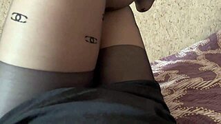 horny milf rocking sexy pantyhose