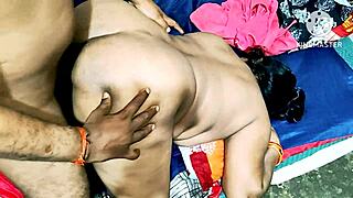 desi bhabhi fucks hardcore in kitchen with banana