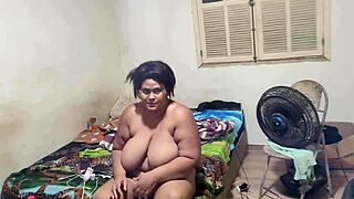 Madrasta Tem Um Grande Squirt Gozada Em Jato Sendo Fudida Pelo Seu Enteado