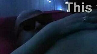 amateurs mutually masturbate in homemade setting